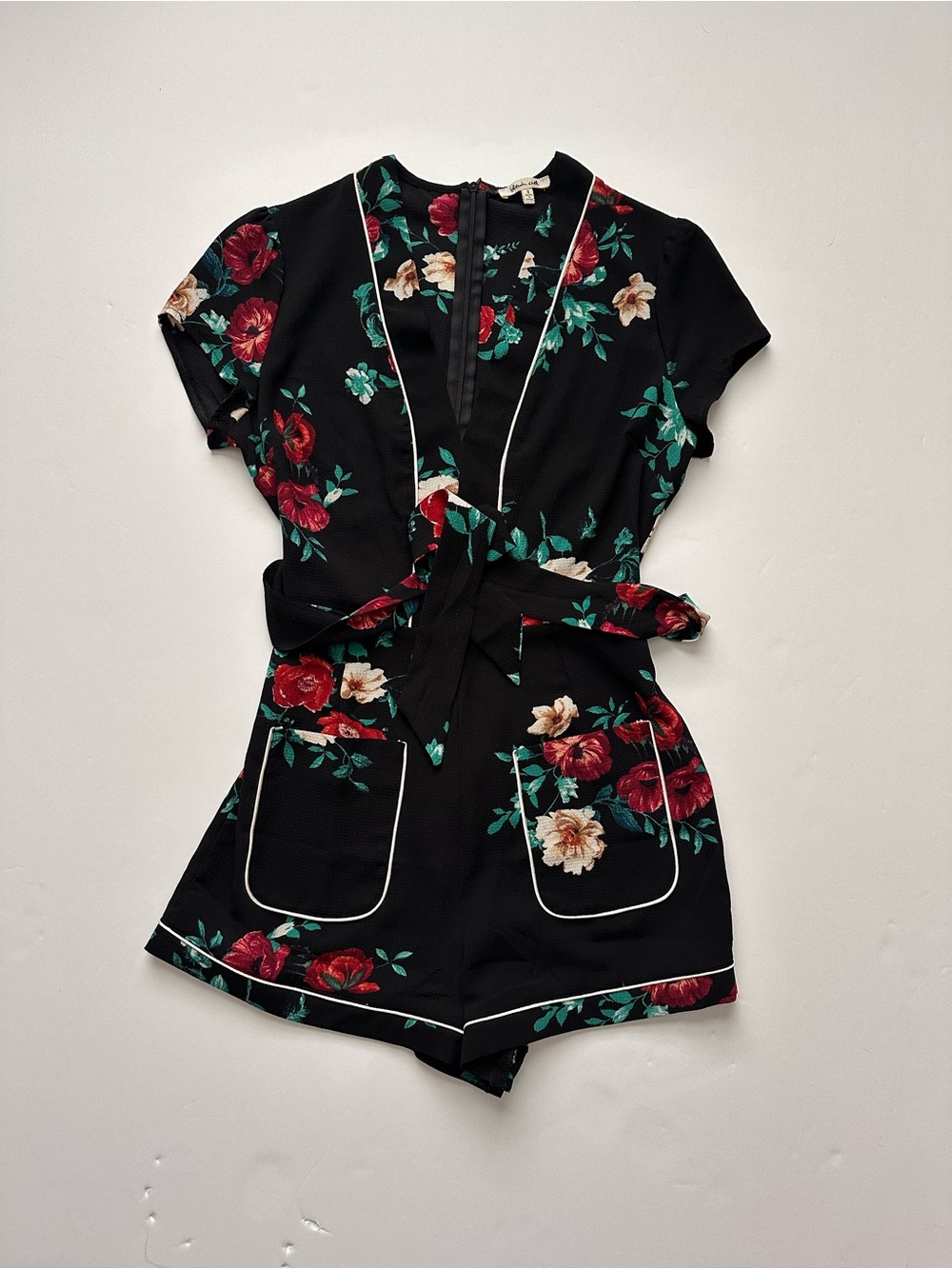 bleuh ciel Black Floral Short Sleeve Romper with Piping